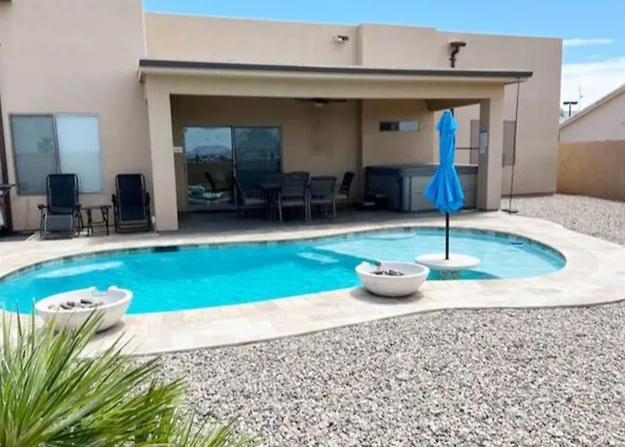 Ferienhaus Havasu Retreat! Pool, Spa, Gym & View